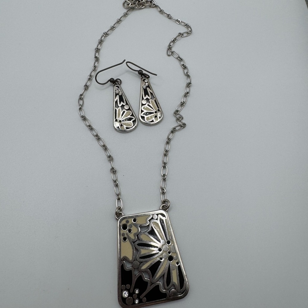 Brighton Silver Floral Cutout Necklace & Earring Set - Picture 4 of 8
